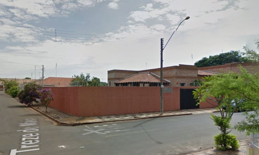 Bela casa em Aguaí 4