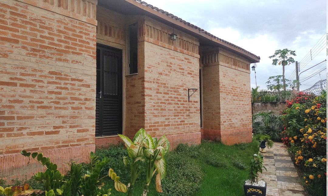 Bela casa em Aguaí 5