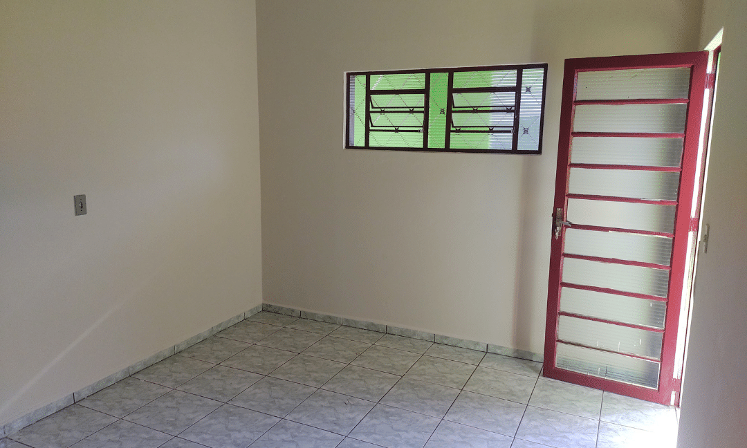 Casa com dois quartos para locação 3