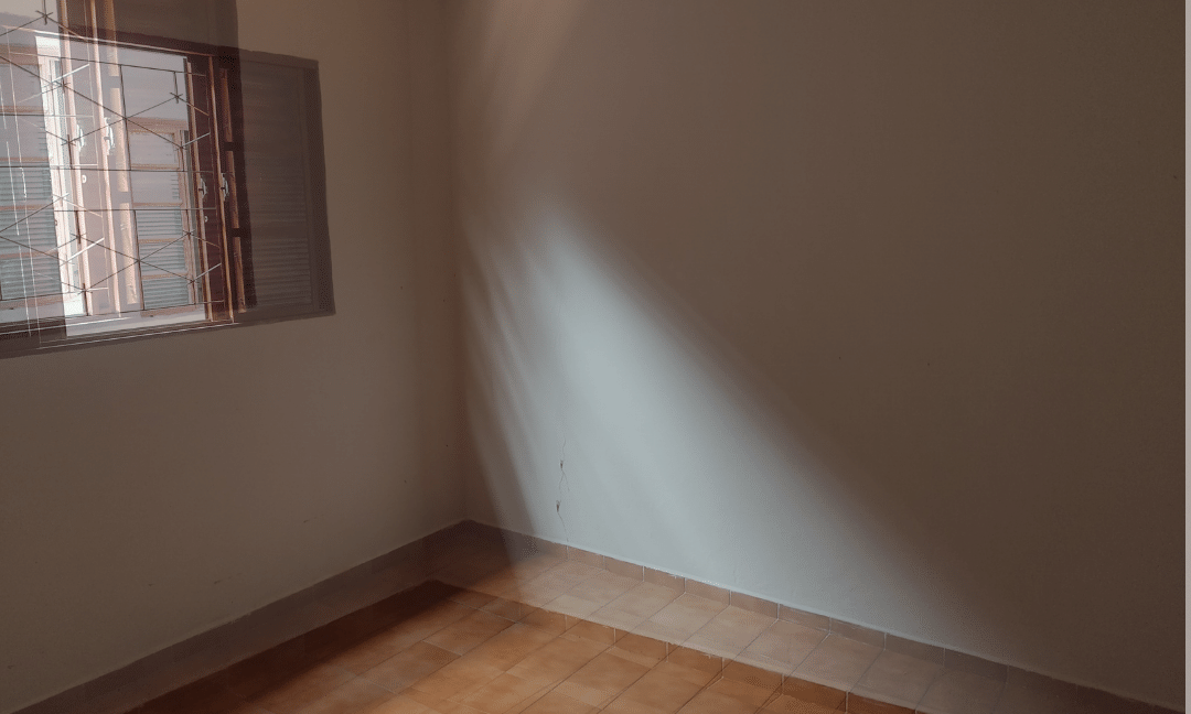 Casa com um quarto para locação 4