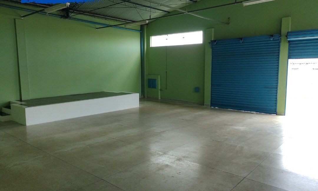 Barracão Comercial Jd dos Alpes